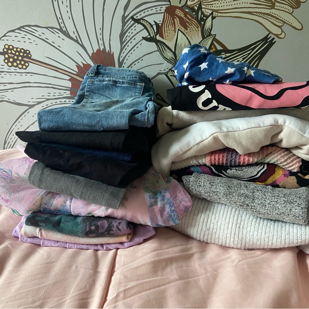 Girls size 5 and 6 clothing bundle